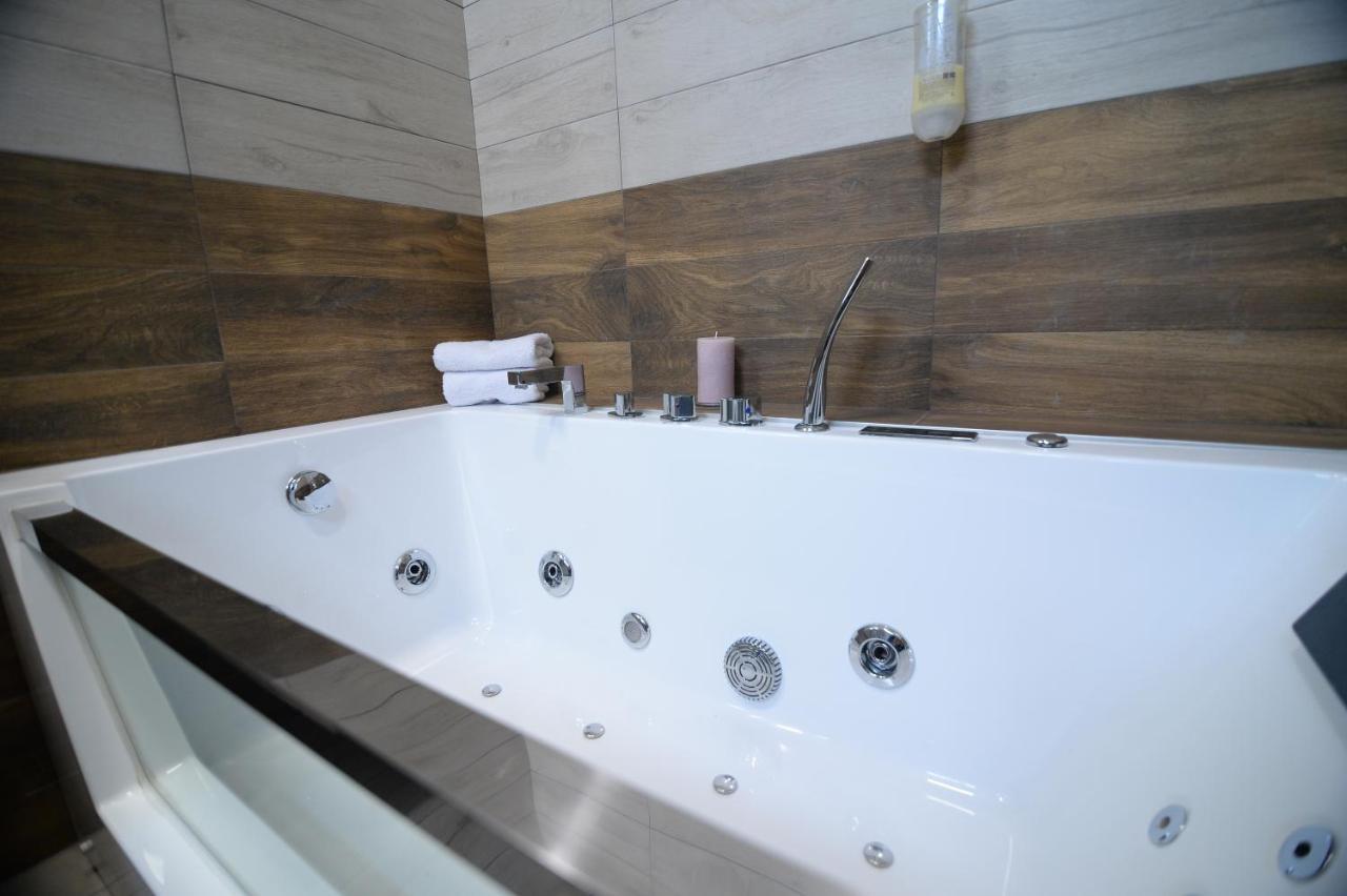 Apartmani Carolija Lucani 외부 사진