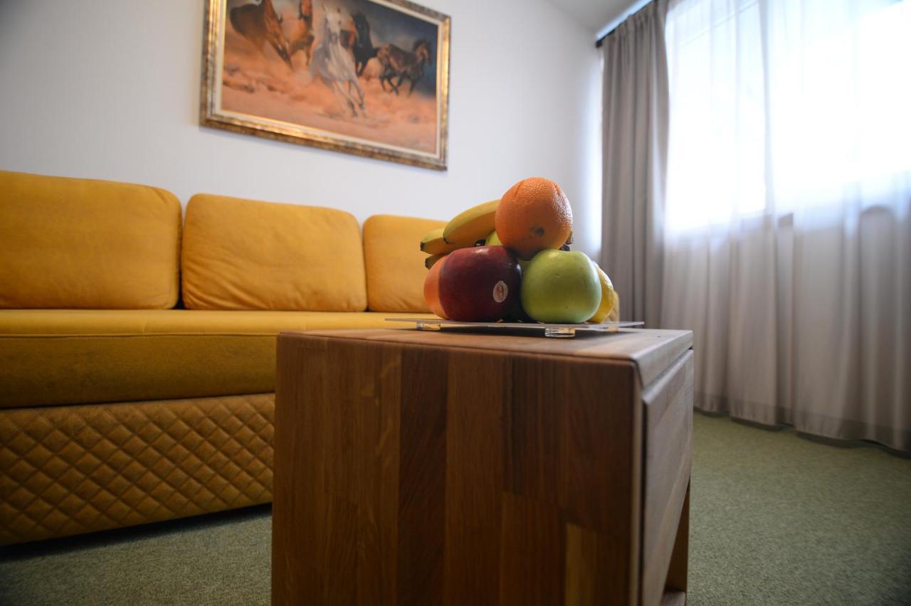 Apartmani Carolija Lucani 외부 사진