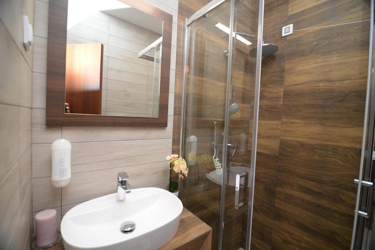 Apartmani Carolija Lucani 외부 사진